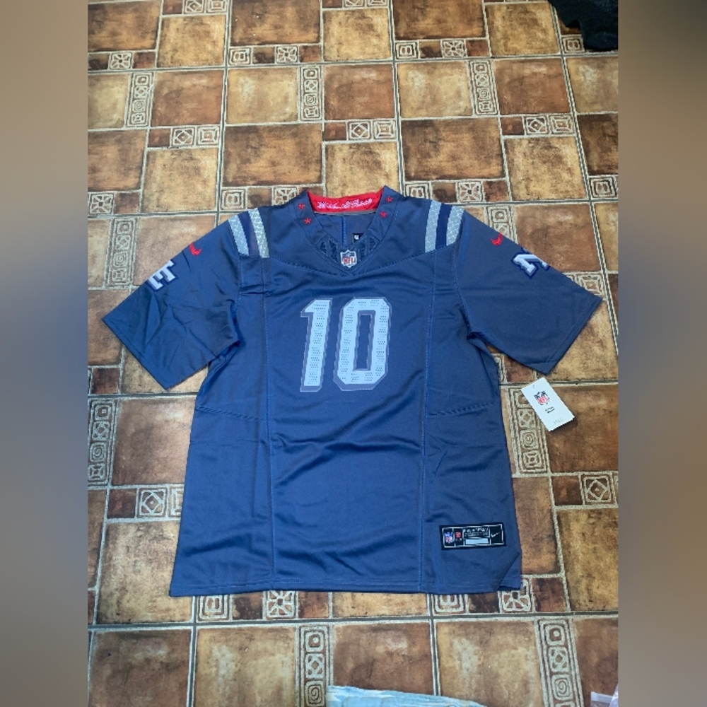 Nike New England Patriots 2025/26 Maye Jersey Size L